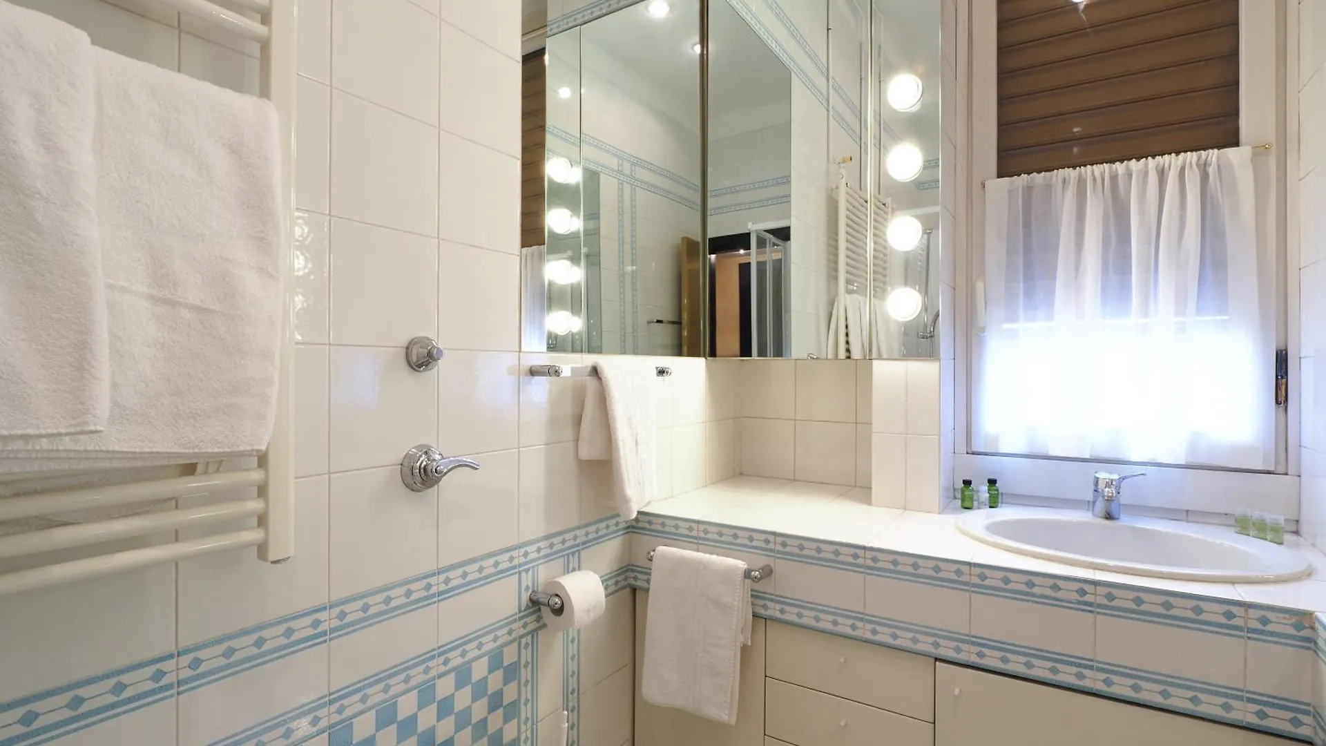 Homnest I S.Ambrogio Elegant Apt Mediolan Włochy