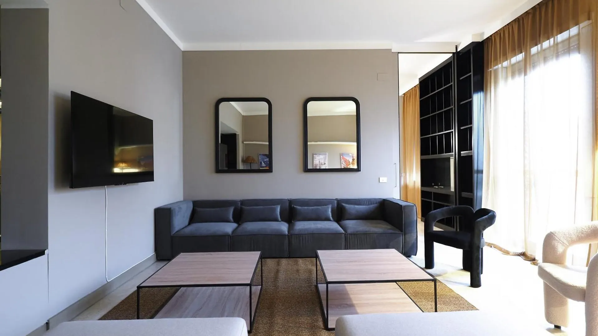 Homnest I S.Ambrogio Elegant Apt Mediolan 0*,
